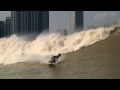 Surfování na řece v Číně video online#