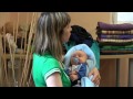 Nošení dětí v šátcích (krátký film UNIPA) video online